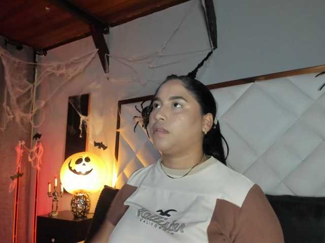 EmiliWilliams live cam on BongaCams