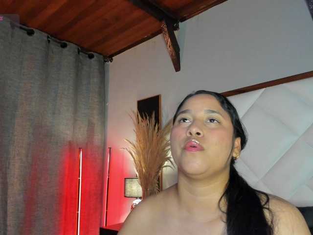 EmiliWilliams live cam on BongaCams