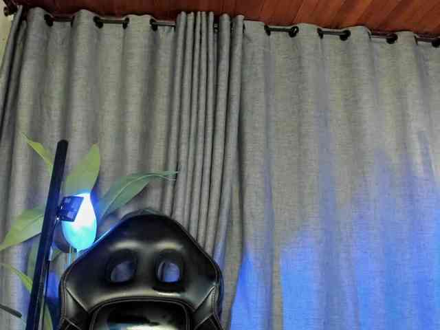 EmiliWilliams webcam