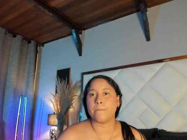 EmiliWilliams webcam