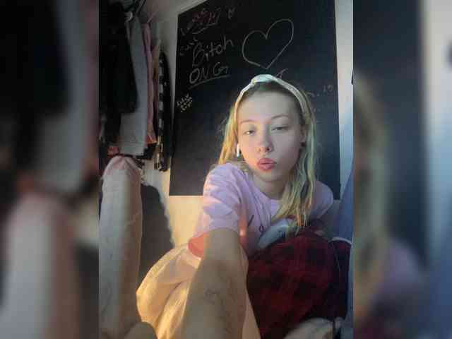 Mollymonroe webcam
