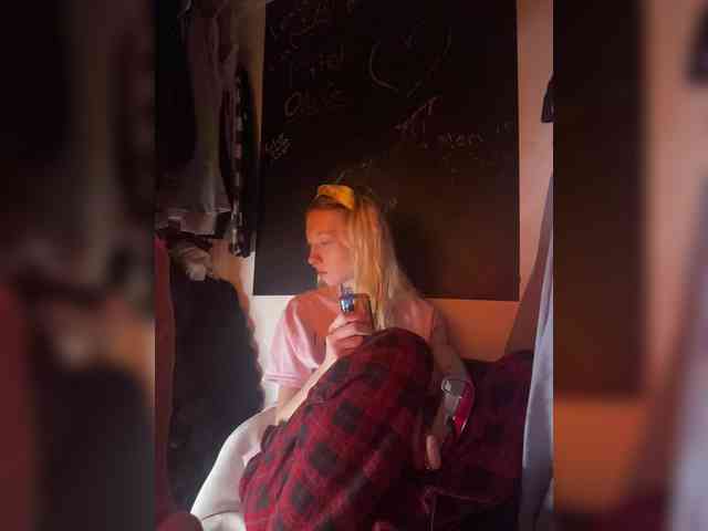 Mollymonroe webcam