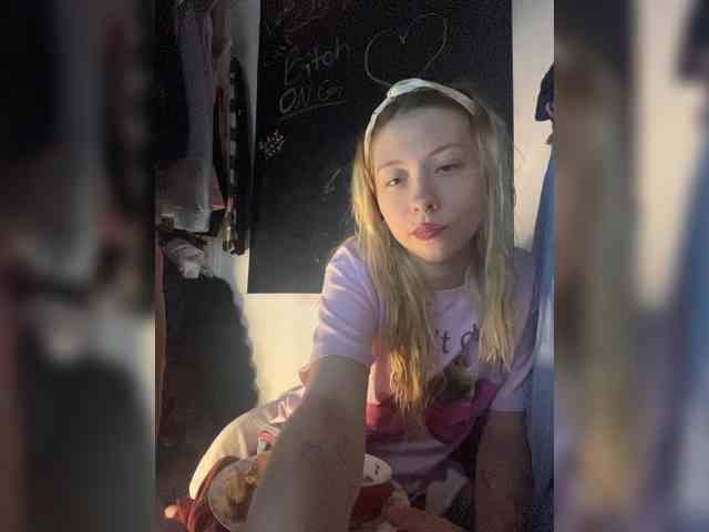 Mollymonroe webcam