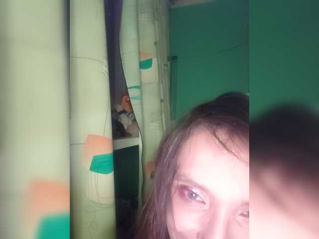 ivvikkilove1994 live cam