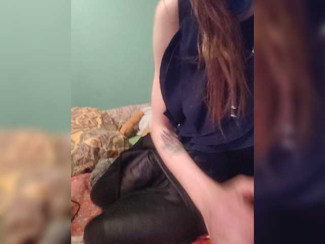 ivvikkilove1994 live cam on BongaCams