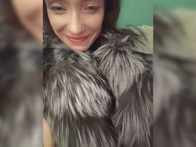 ivvikkilove1994 live cam on BongaCams