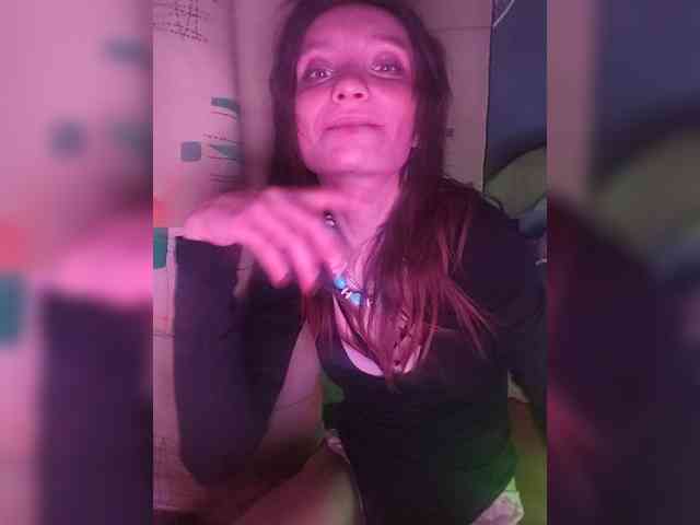 ivvikkilove1994 webcam