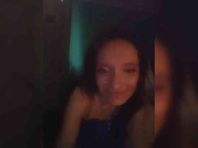ivvikkilove1994 webcam