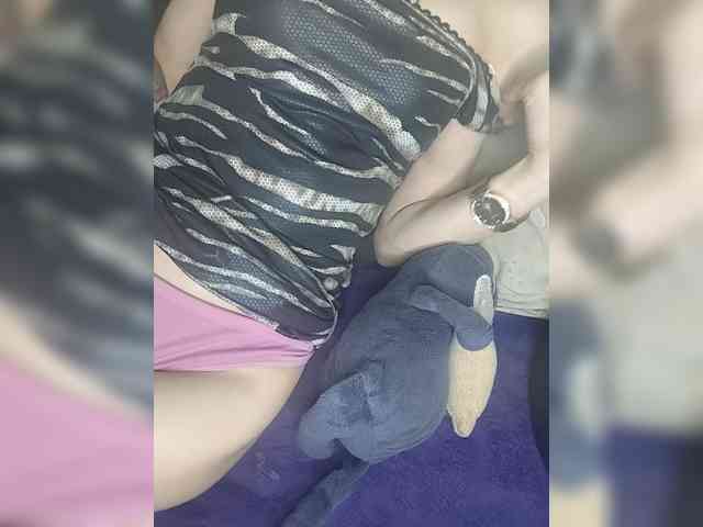 ivvikkilove1994 webcam