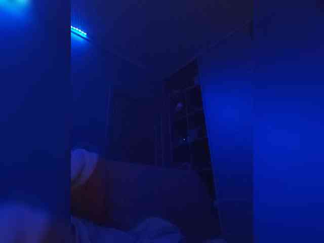 ivvikkilove1994 webcam