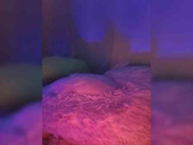ivvikkilove1994 webcam