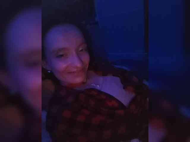 ivvikkilove1994 webcam