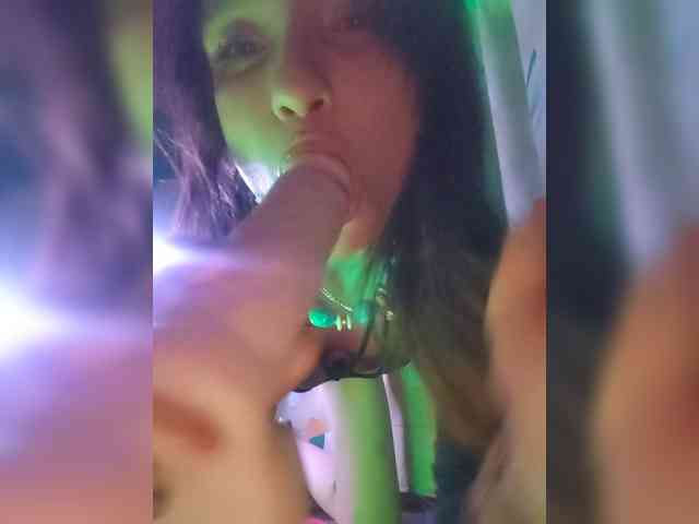 ivvikkilove1994 webcam