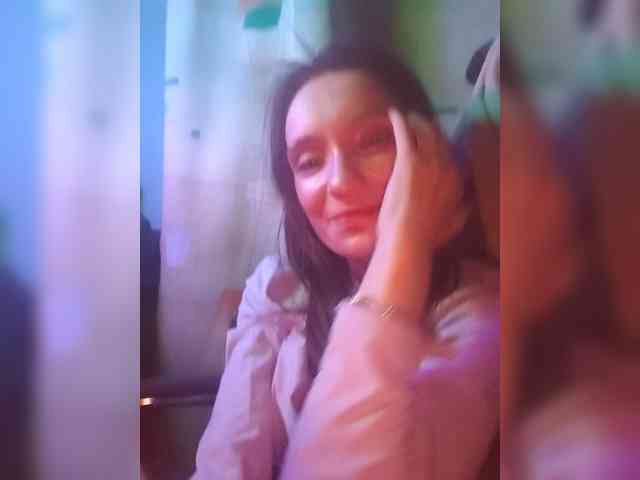 ivvikkilove1994 Live Webcam on BongaCams