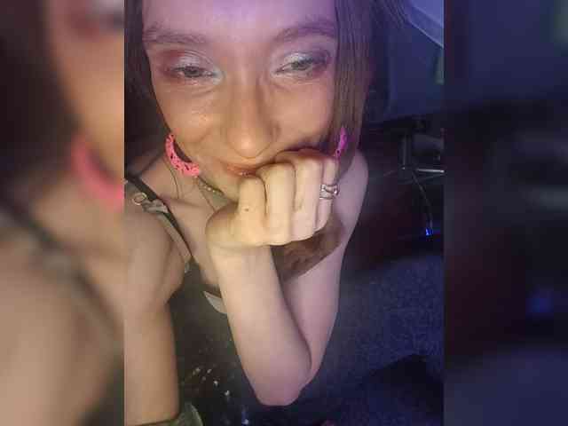 ivvikkilove1994 webcam