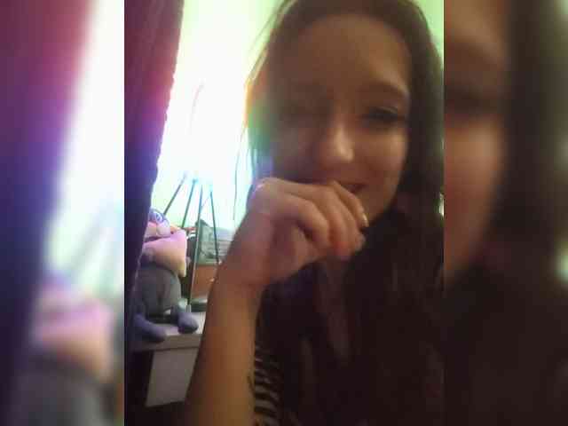 Modèle: ivvikkilove1994
