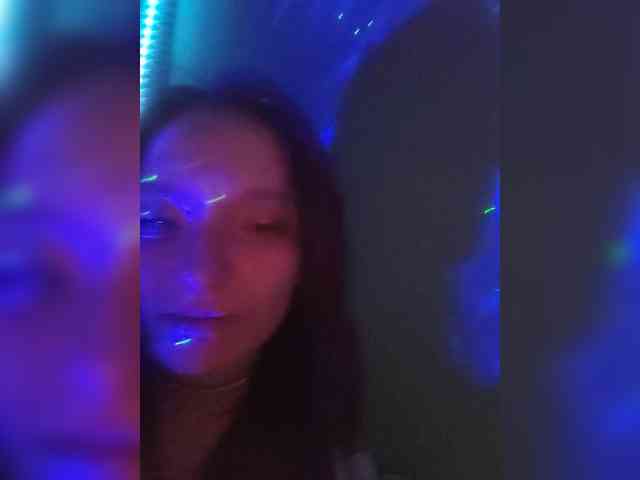 ivvikkilove1994 webcam