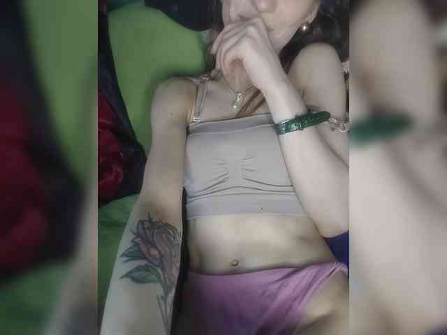 ivvikkilove1994 webcam