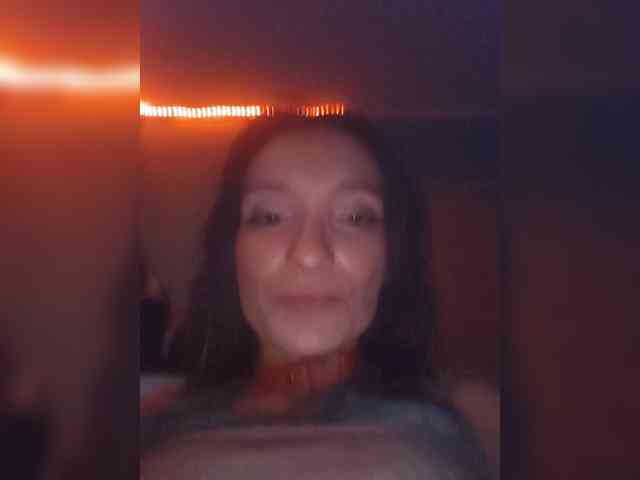 ivvikkilove1994 webcam