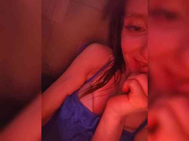 ivvikkilove1994 webcam