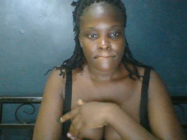 Naughtygoddess live cam on BongaCams