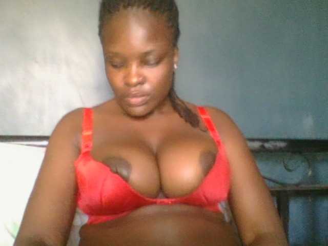 Naughtygoddess live cam on BongaCams