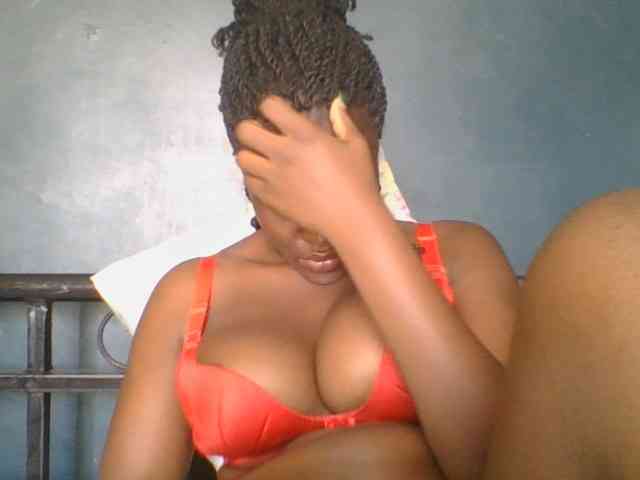 Naughtygoddess webcam