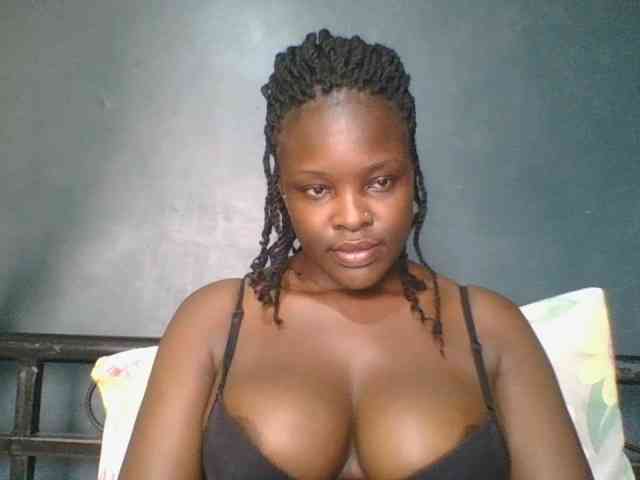 Naughtygoddess webcam