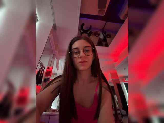 IreneOwly webcam