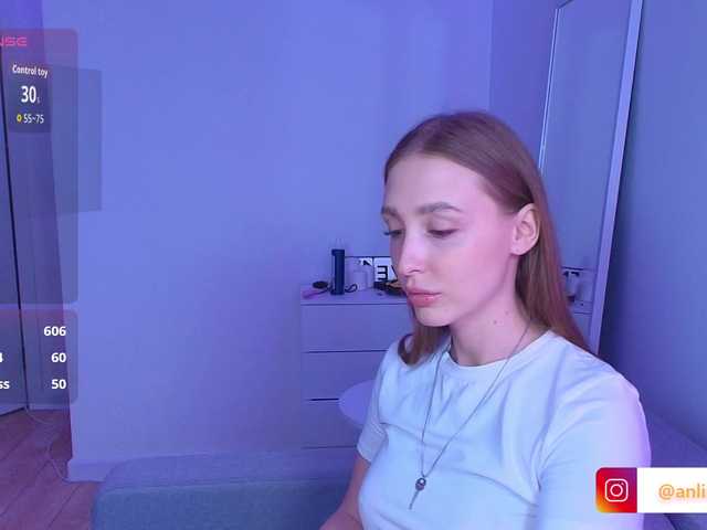 VibeLina live cam on BongaCams
