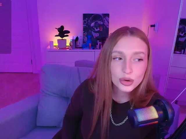 VibeLina live cam on BongaCams