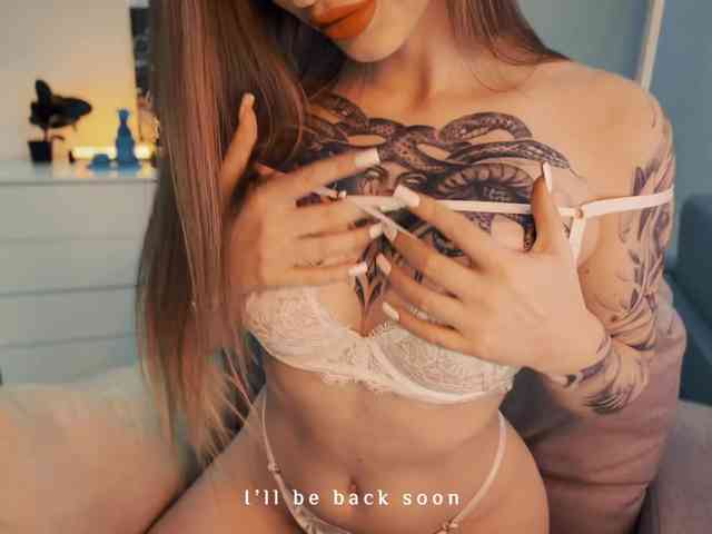 VibeLina webcam