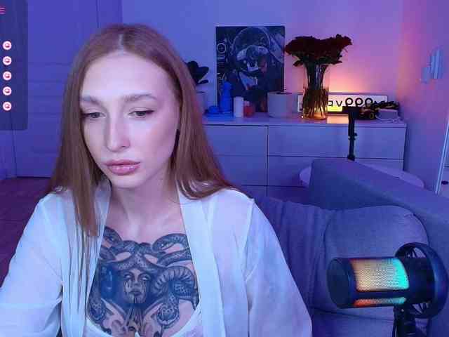 VibeLina webcam