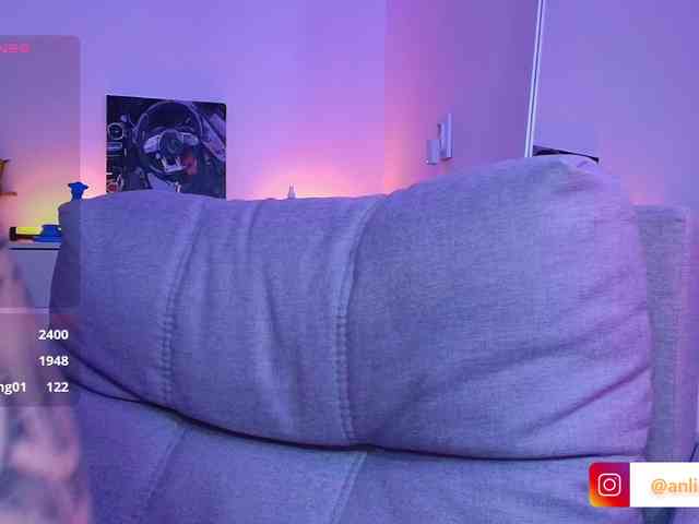 VibeLina webcam