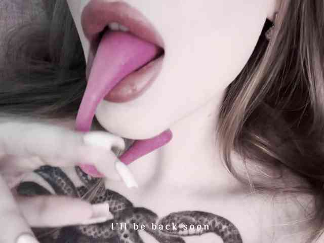 VibeLina webcam
