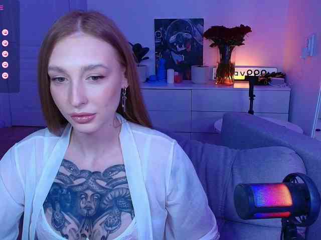 VibeLina webcam