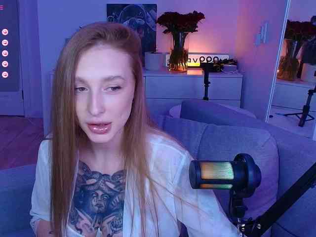 VibeLina webcam