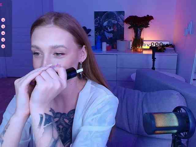 VibeLina webcam