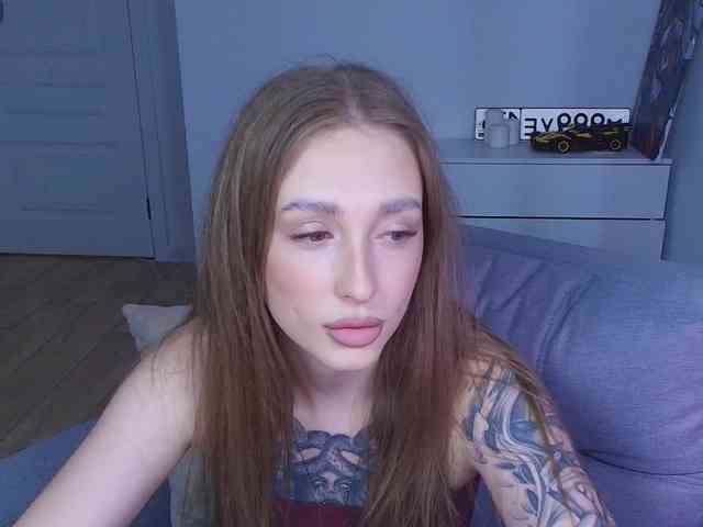 VibeLina webcam