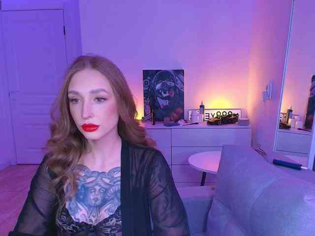 VibeLina webcam