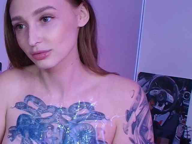 VibeLina webcam