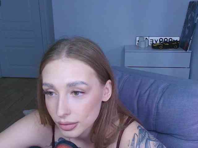 VibeLina webcam