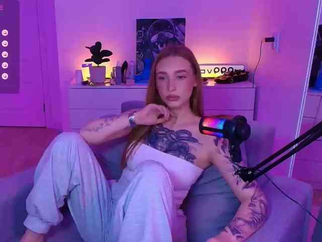 VibeLina webcam