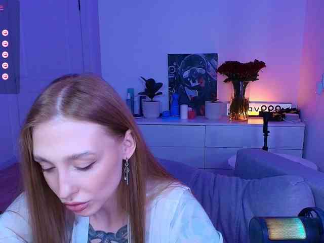 VibeLina webcam
