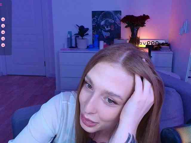 VibeLina webcam
