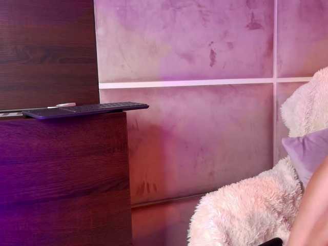 BellaStylezz live cam on BongaCams