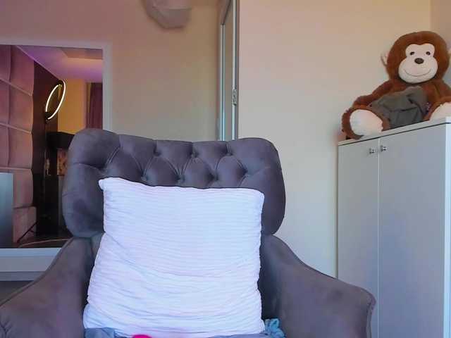 BellaStylezz live cam on BongaCams