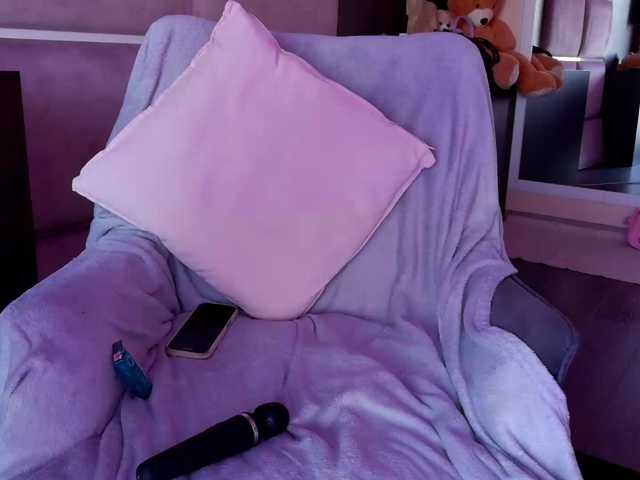 BellaStylezz live cam on BongaCams