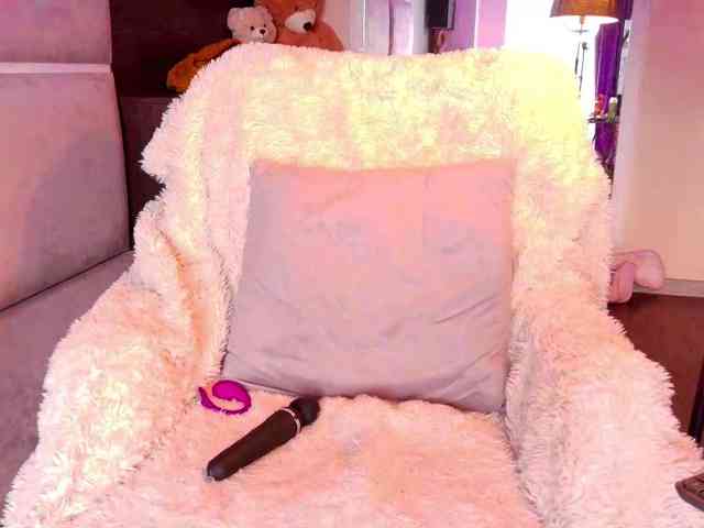 BellaStylezz webcam