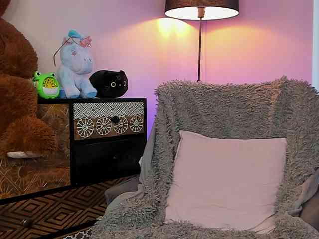 BellaStylezz webcam